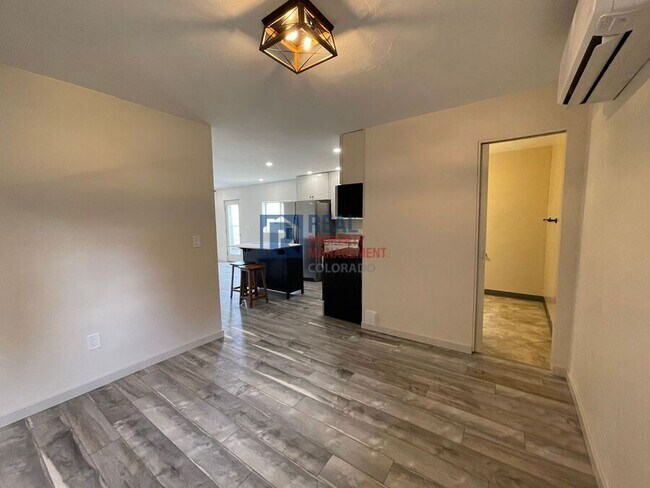 Foto del edificio - 11901 Haskel Creek Rd