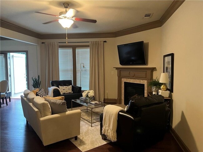 Foto del edificio - 665 Township Cir