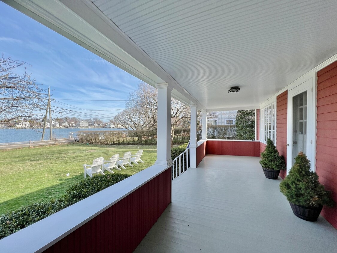 114115 5 Mile River Rd, Darien, CT 06820 House Rental in Darien, CT