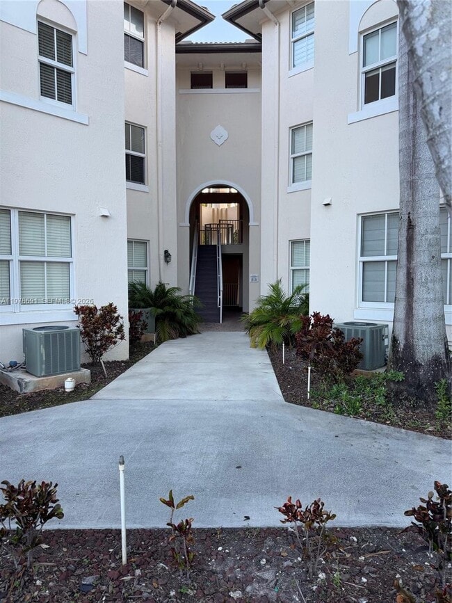 Foto del edificio - 11603 NW 89th St