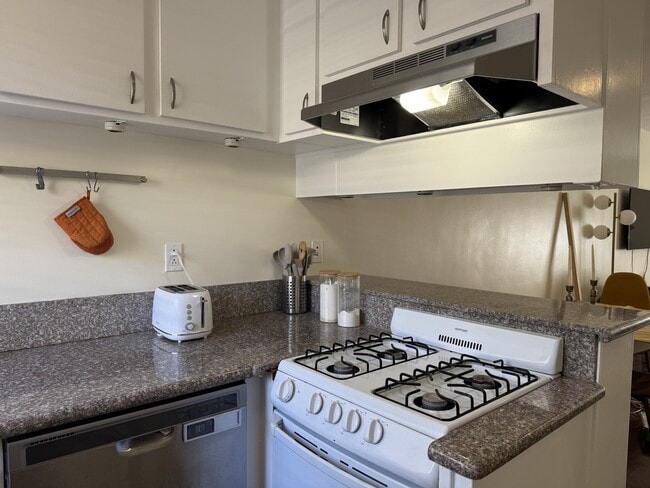 Foto del edificio - 11652 Chenault St