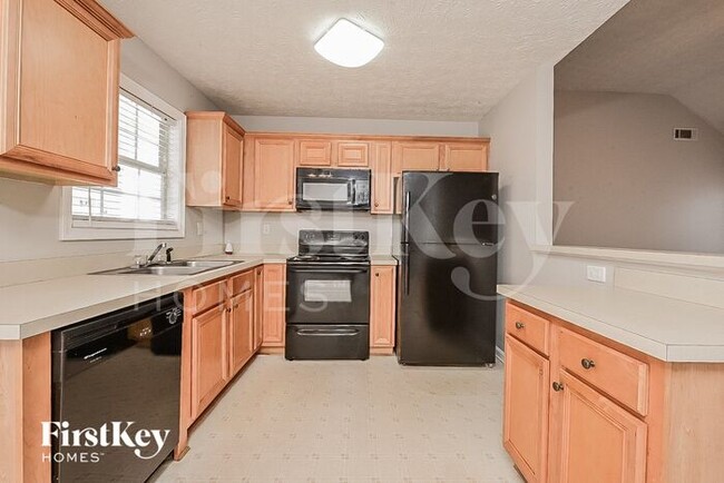 Foto del edificio - 164 Highland Circle