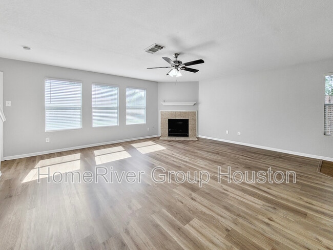Building Photo - 20843 Fox Cliff Ln