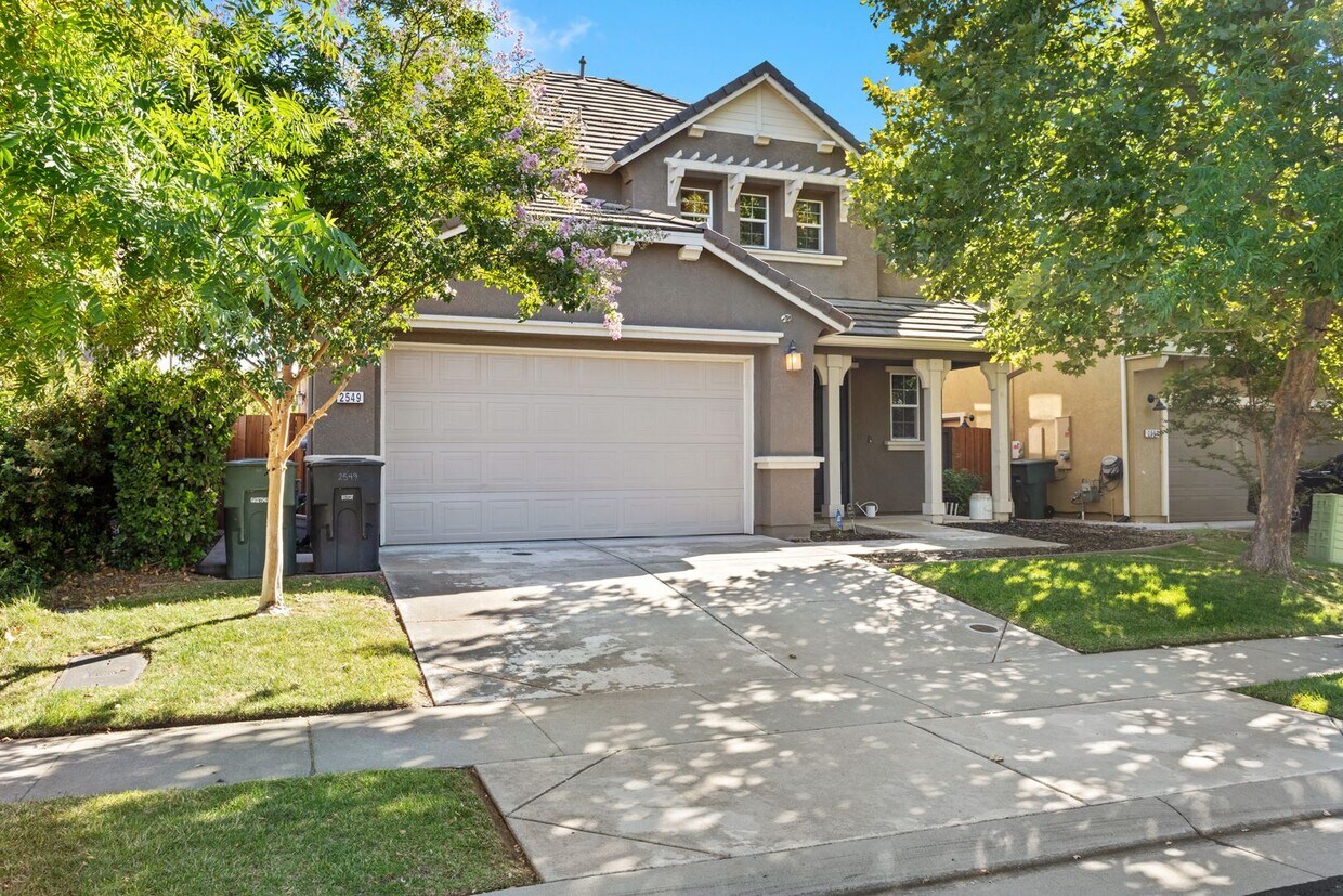 Fabulous Westpark Home House Rental in Roseville, CA