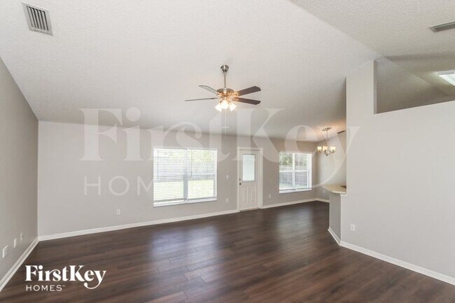 Foto del edificio - 826 Tedder Rd SE