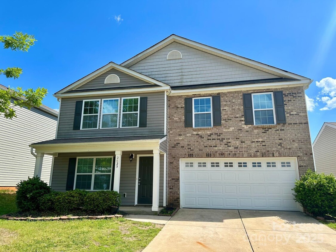 Foto principal - 2625 Cider Ridge Rd