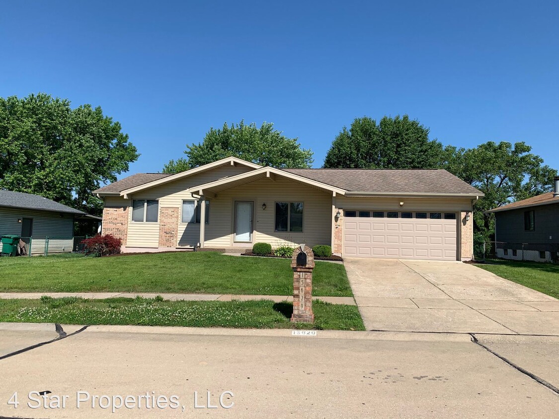 Primary Photo - 3 br, 2 bath House - 15629 92nd Avenue