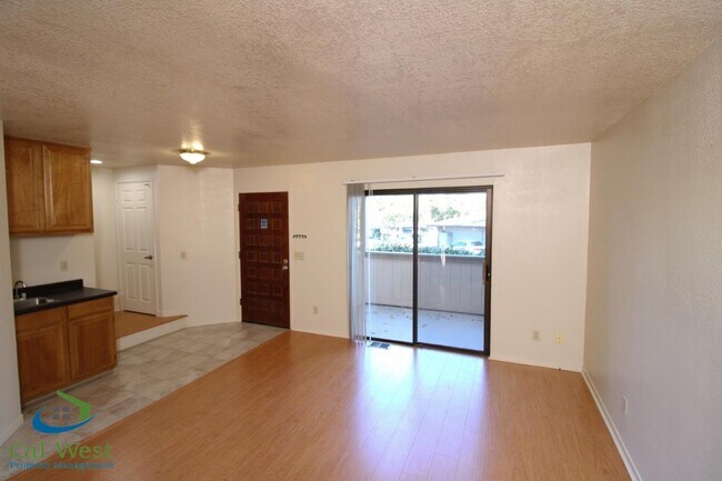 Foto del edificio - 16129 Loretta Ln