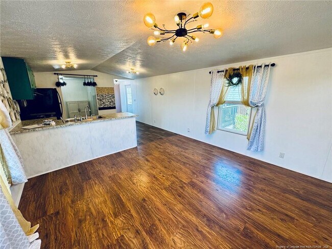 Foto del edificio - 1992 Henry Hammond Rd