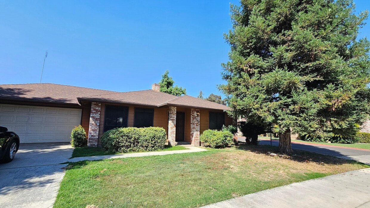 Foto principal - 3507 S Oak View Dr