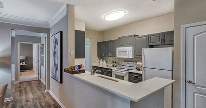 Building Photo - Summit Ridge Apartments