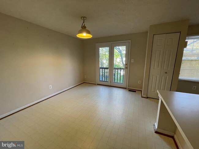 Building Photo - 210 Ridgecrest Ct