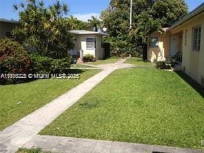 Foto principal - 2165 Bay Dr