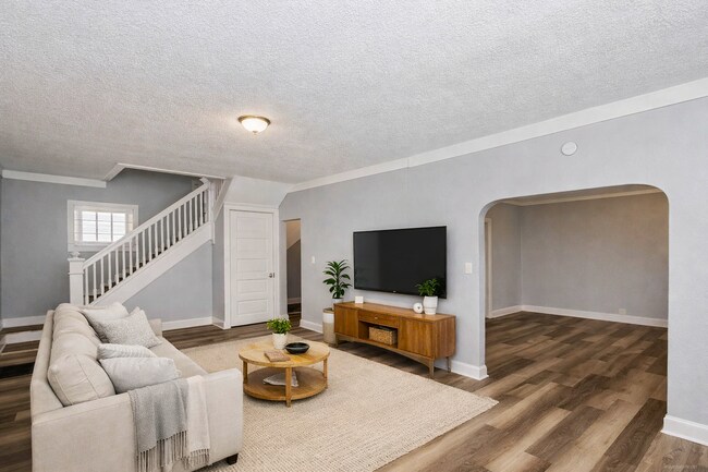 Foto del edificio - 1051 N Mount Street