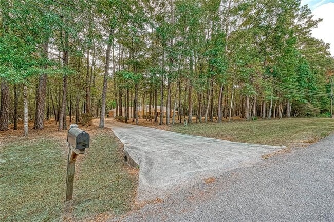 Building Photo - 2243 Stableridge Dr