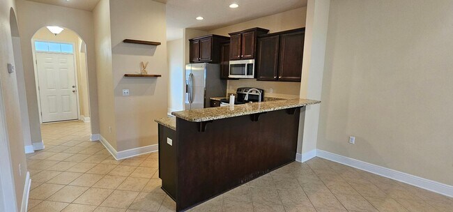 Foto del edificio - 181 Water Oaks Loop