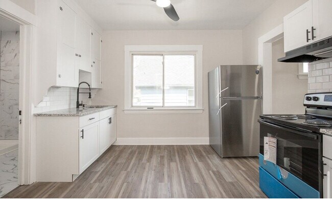 Foto del edificio - 3436 W 91st St