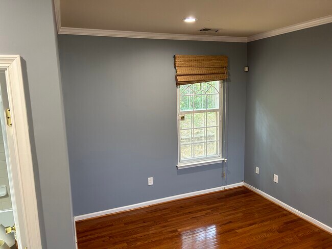 Bonus room right off garage - 71 Danbury St SW