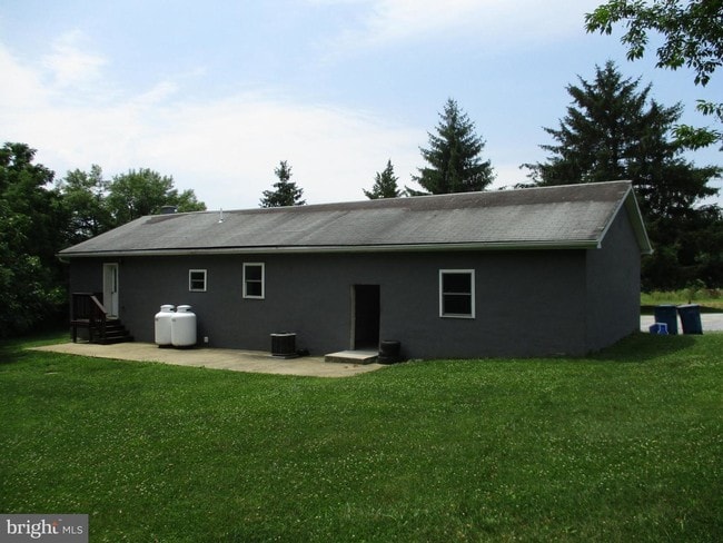 Building Photo - 164 W Branch Rd