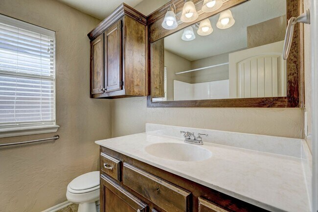 Foto del edificio - 917 N Barn Hill Way