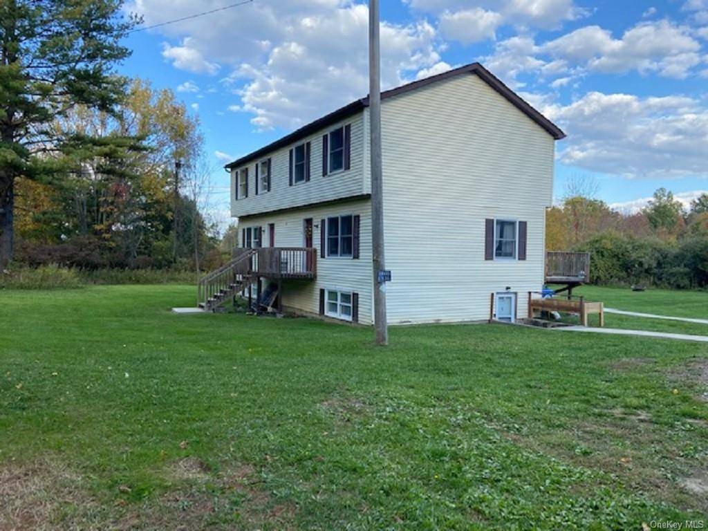 Primary Photo - 611 Sand Hill Rd