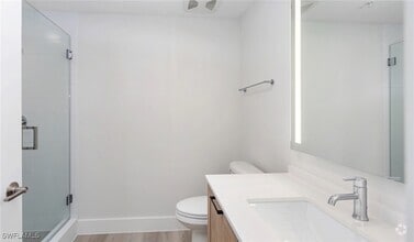 Building Photo - 22980 Vista Edera Cir