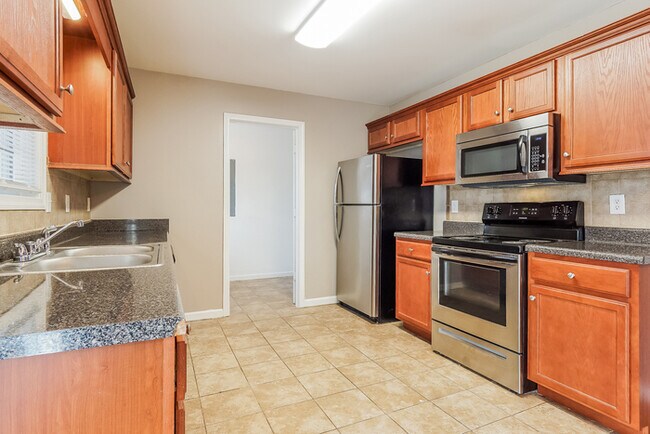 Foto del edificio - 157 Mountain Top Rd