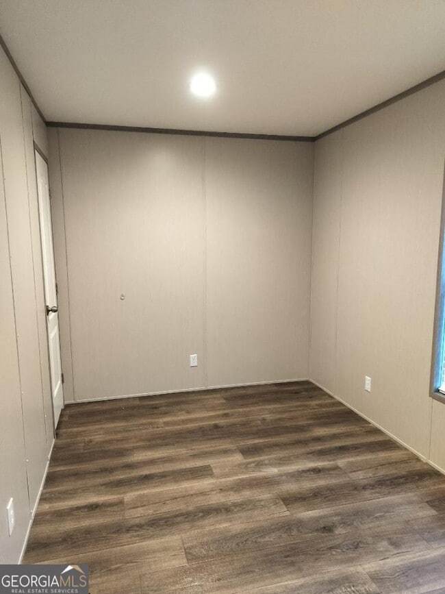 Building Photo - 2 Poole Cir