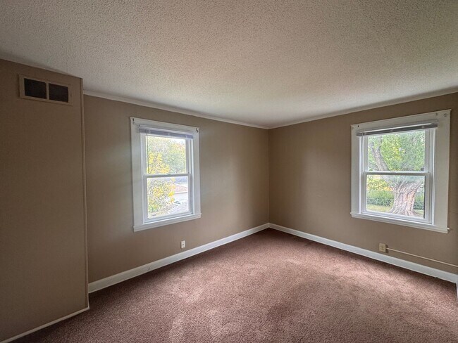 Foto del edificio - 1643 5th St E