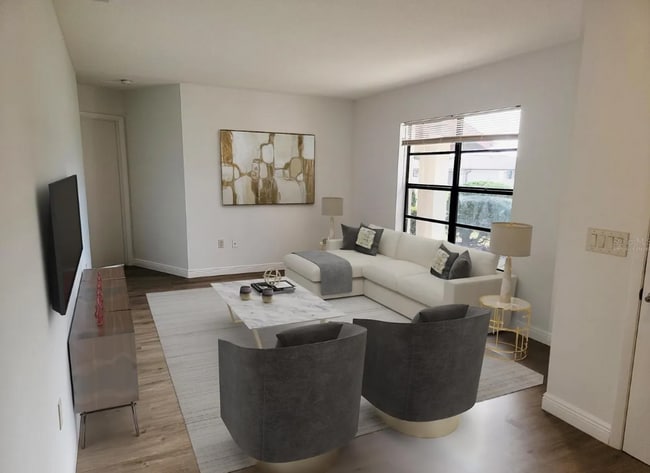 Foto del edificio - 5831 Monroe Rd