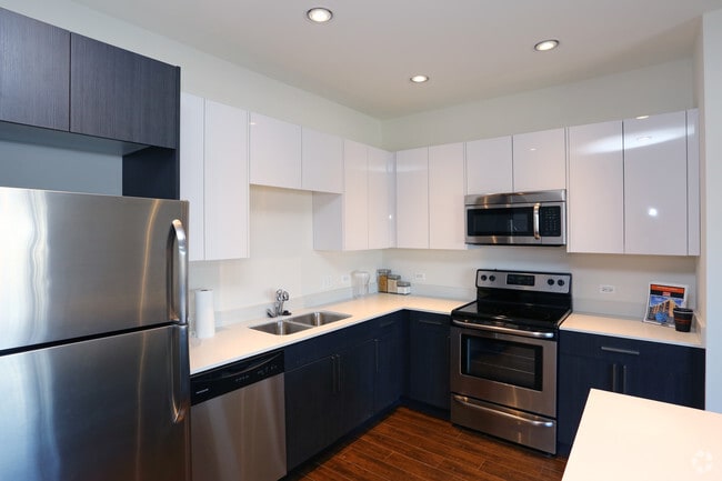 2BR, 1BA - Kitchen - Cardinal Square - Building C