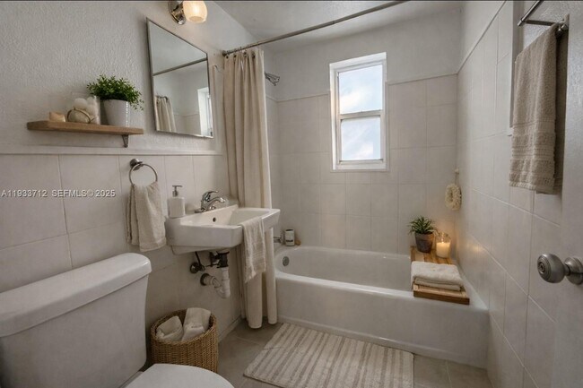 Foto del edificio - 251 Hibiscus Dr