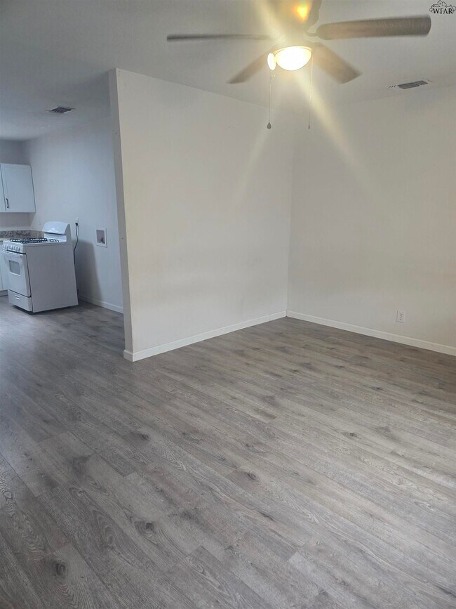 Foto del edificio - 1108 Covington St