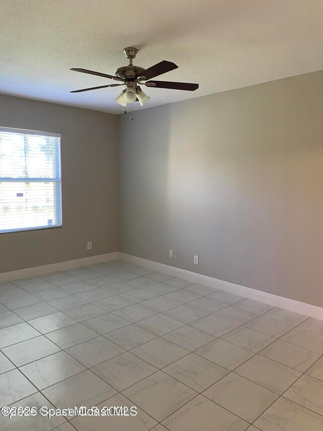 Foto del edificio - 5144 Ivory Way