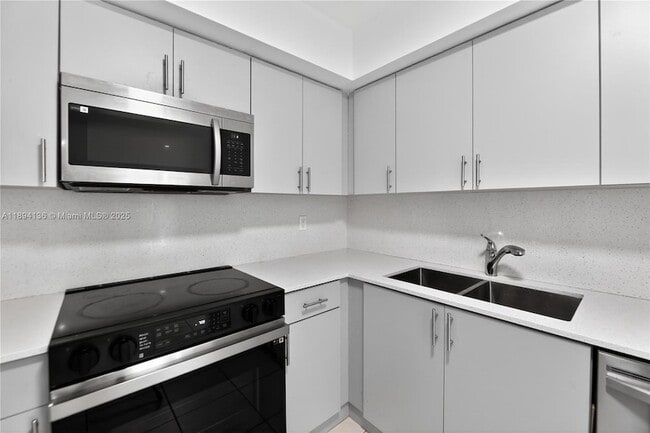 Building Photo - 7001 NW 15th St