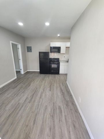 Foto del edificio - 260 NW 11th Ave