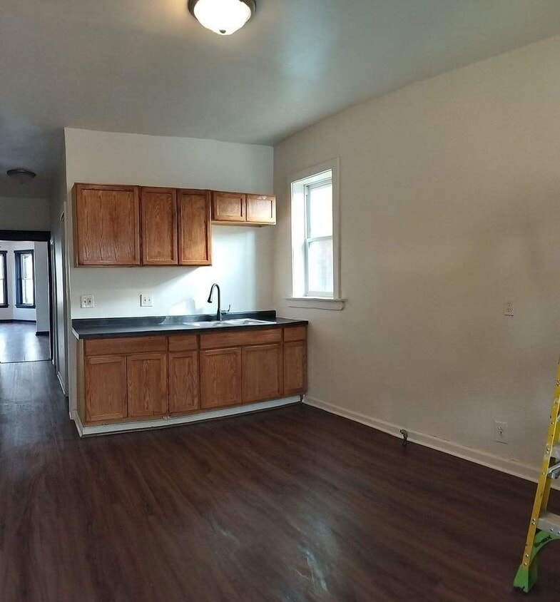 Foto del edificio - 1420 S Millard Ave