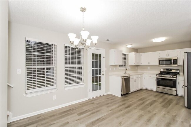 Foto del edificio - 2203 Serenity Dr NW