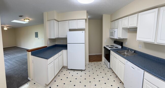 Kitchen - 3506 Kentucky Ave