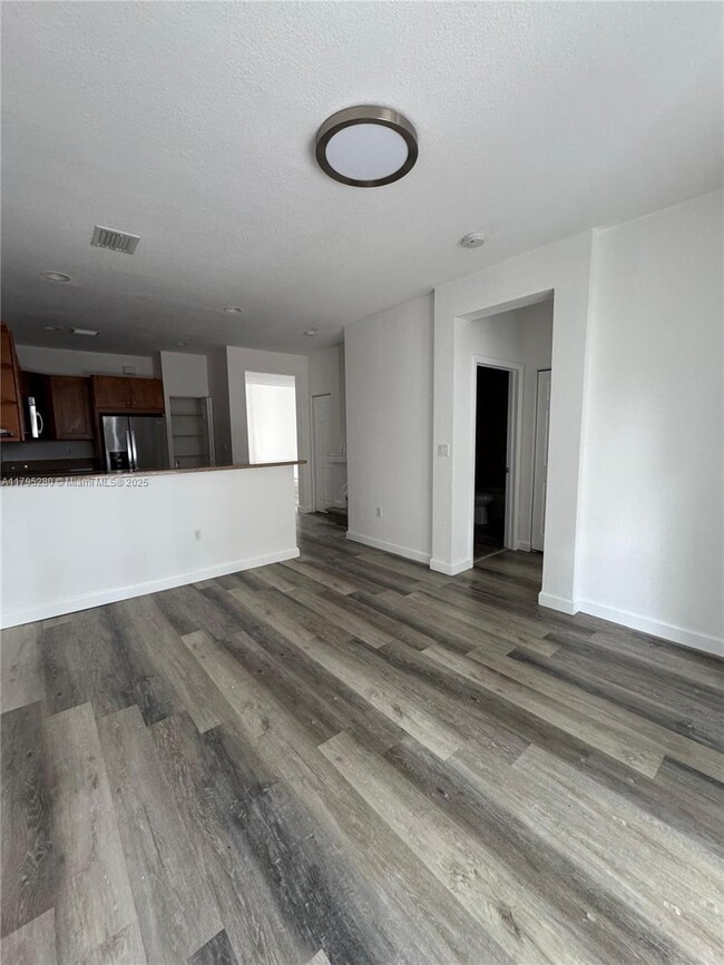 Foto del edificio - 7515 NW 114th Path