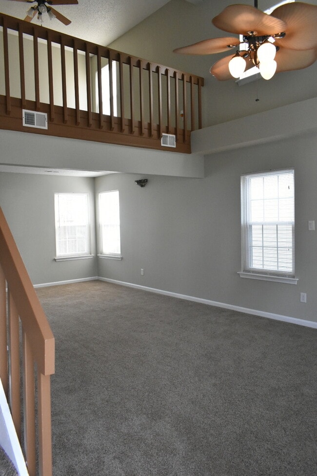 Foto del edificio - 2 Bedroom condo Minutes from Ft, Eustis