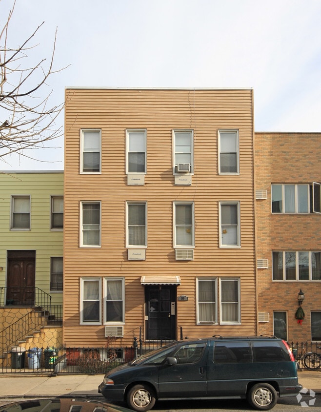 Primary Photo - 56 Newell St
