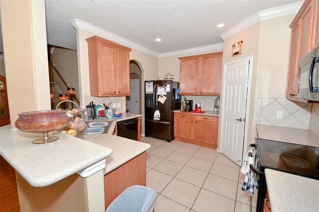 Foto del edificio - 617 Laurelmist Ln