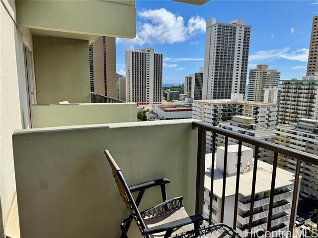 Building Photo - 2440 Kuhio Ave.