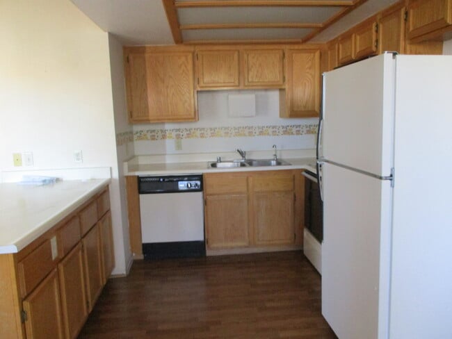 Foto del edificio - Rock Springs I Condo- Upper Unit