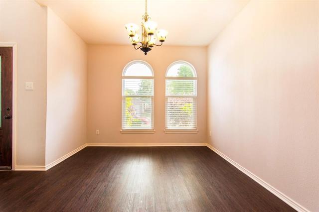 Foto del edificio - 401 Indian Trail Rd