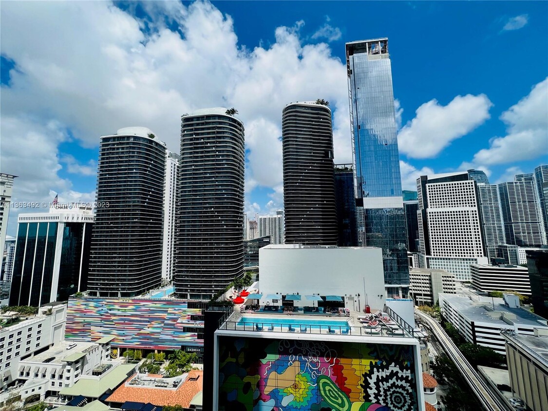 Foto principal - 1000 Brickell Plaza