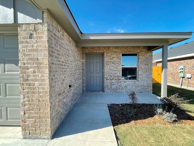 Building Photo - ALTERMAN DR 2329