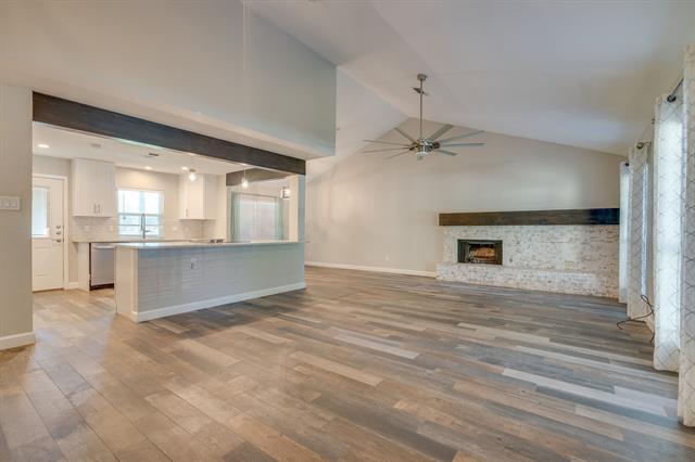 Primary Photo - 3904 Willow Run Dr