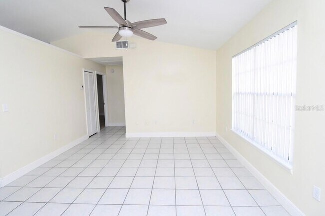 Foto del edificio - 1115 Doncaster Ct